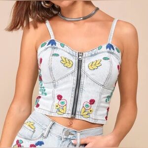 NWT Blanknyc Picnic Date Light Wash Denim Embroidered Bustier Top Sz M